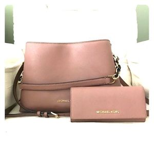 Michael Kors purse and matching wallet